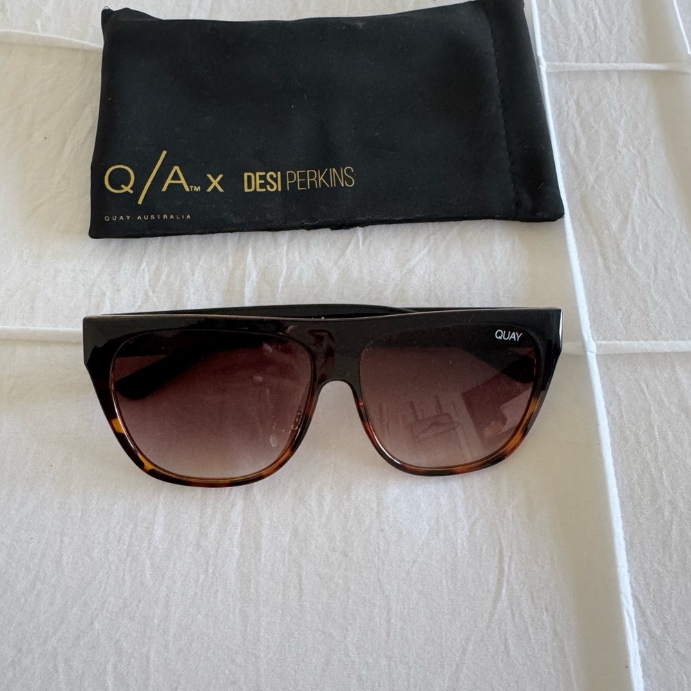 Quay Australia Black and Brown Flat-Top Sunglasses
